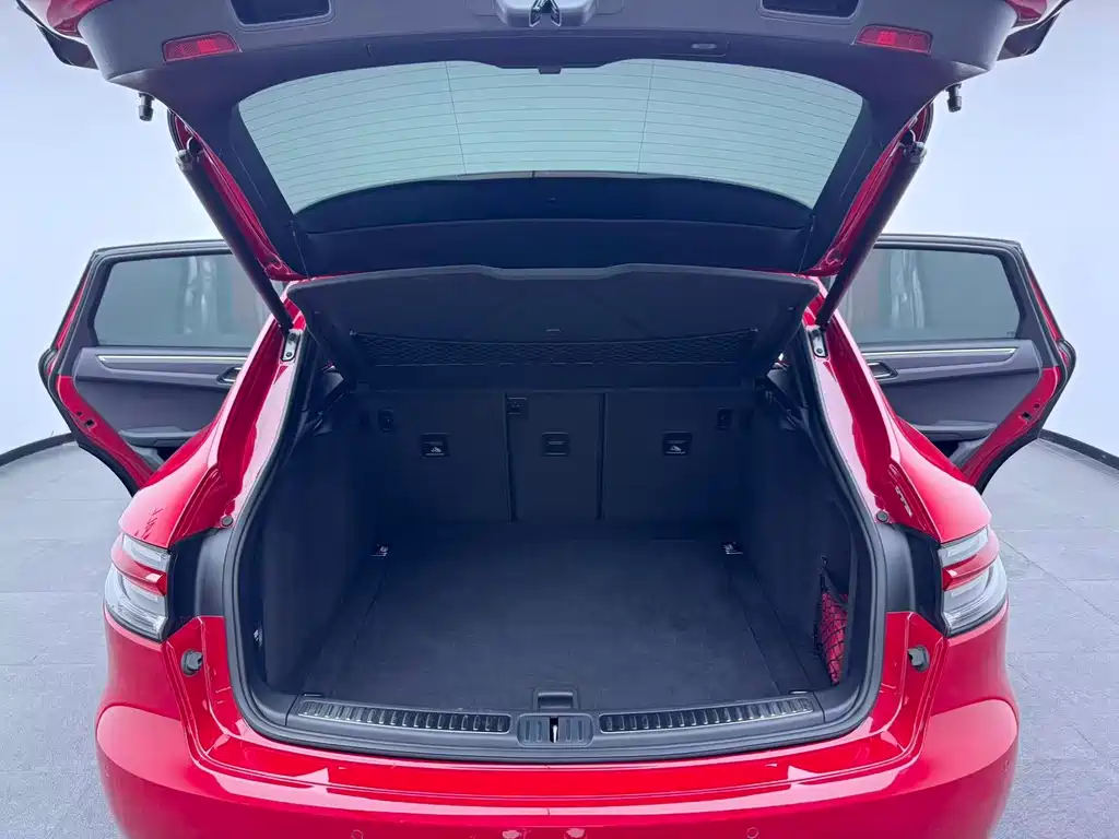 Porsche Macan — миниатюра 20