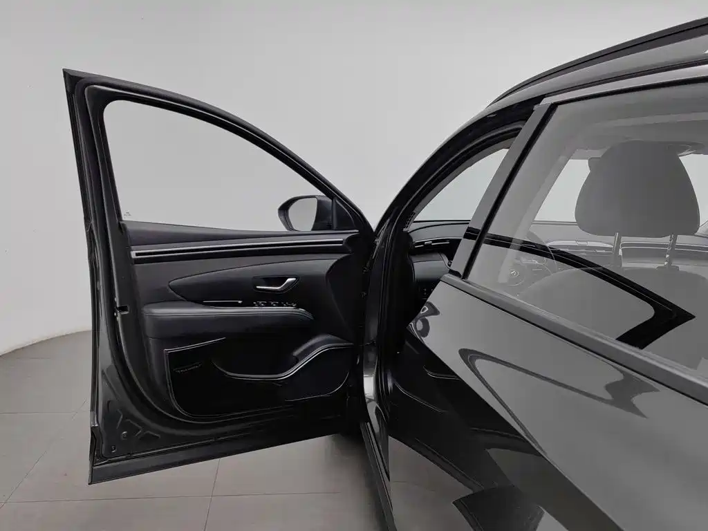 Hyundai Tucson — миниатюра 8