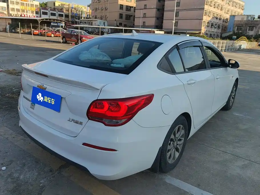 Chevrolet Cavalier — миниатюра 3