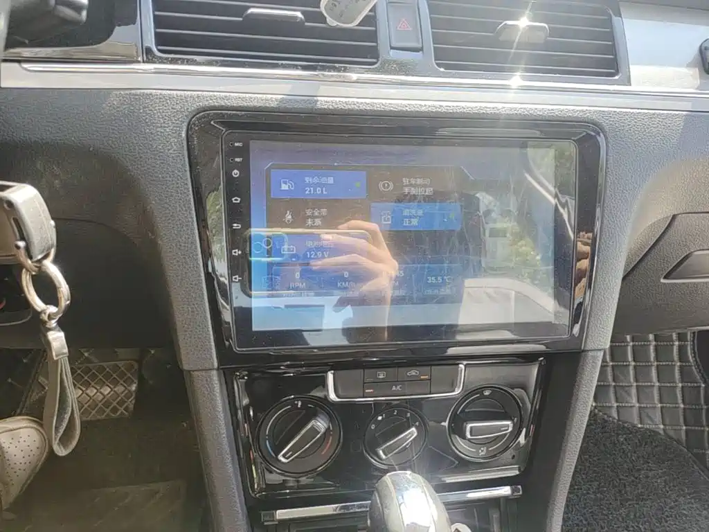 Volkswagen Bora — миниатюра 13