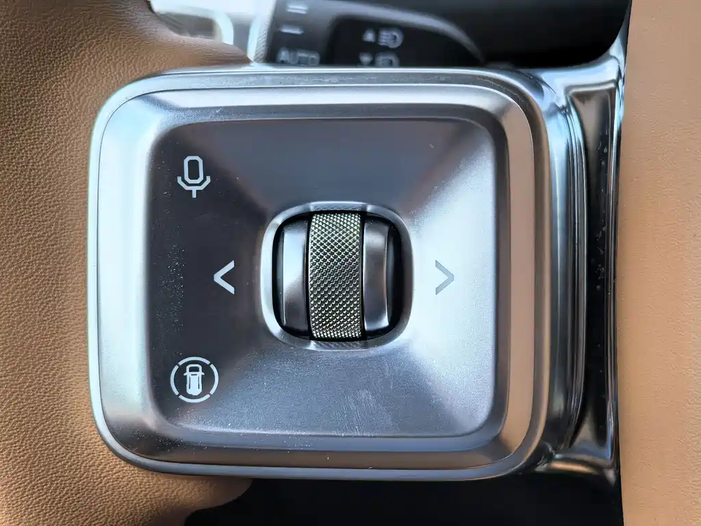 iCAR iCAR V27 — миниатюра 20