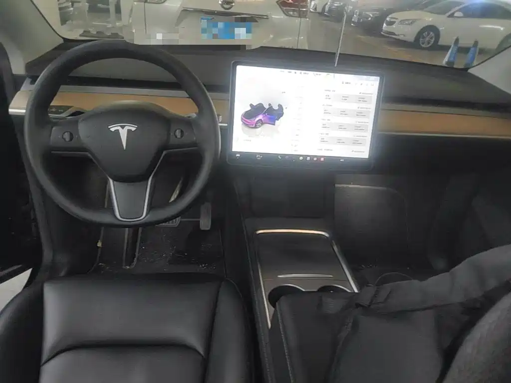 Tesla Model Y — фотографии объявления, Фото 10