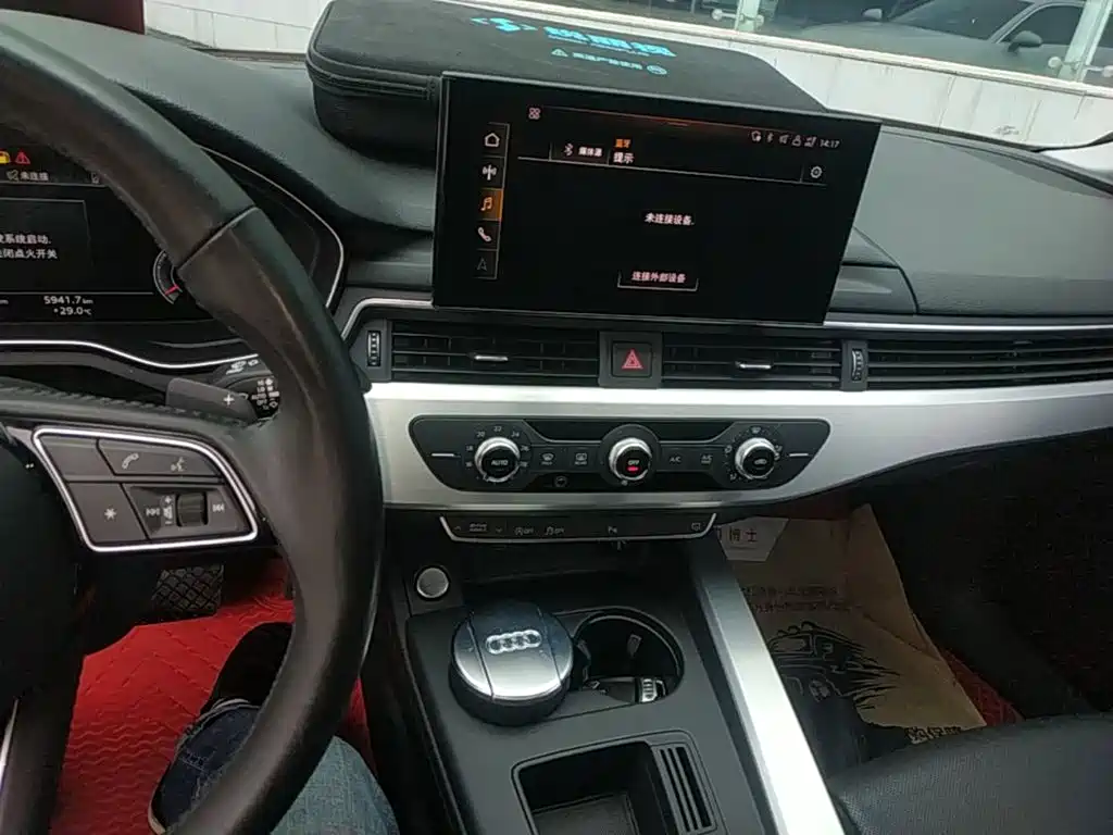Audi A4L — миниатюра 13