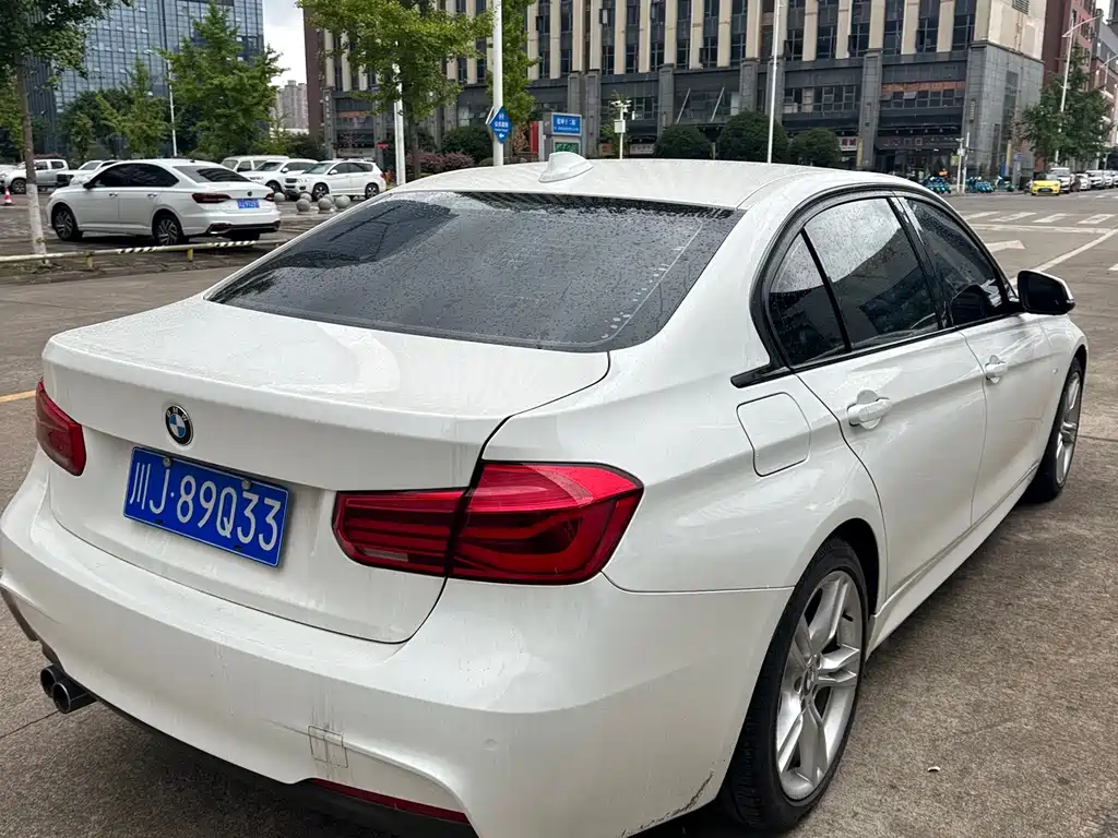 BMW 3 Series — миниатюра 8