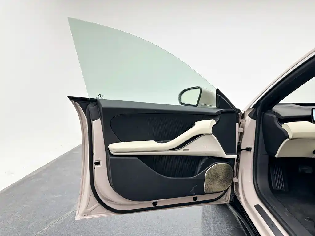NIO ET5 — миниатюра 13