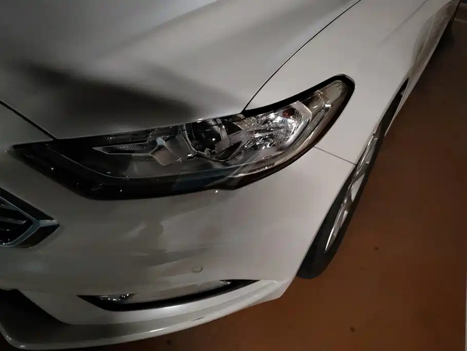 Ford Mondeo — миниатюра 5