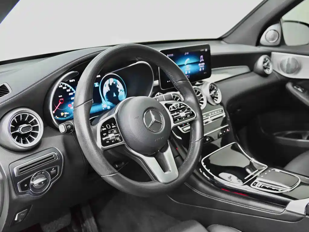 Mercedes-Benz GLC — миниатюра 17