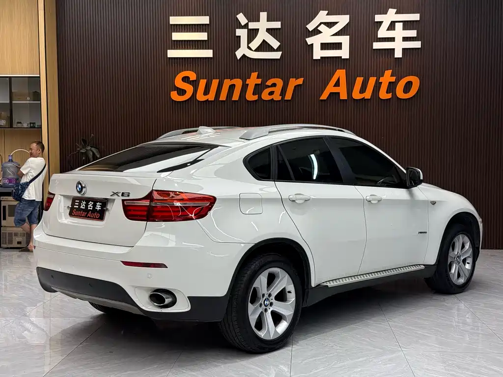 BMW X6 — миниатюра 9