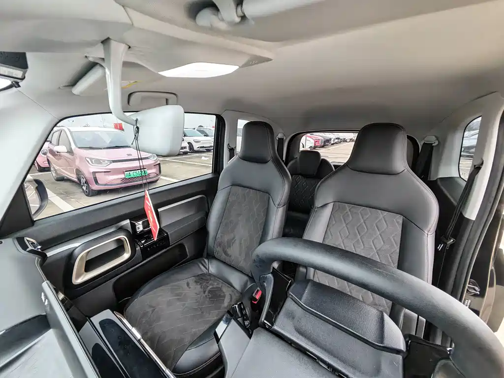 Baojun KiWi EV — миниатюра 13