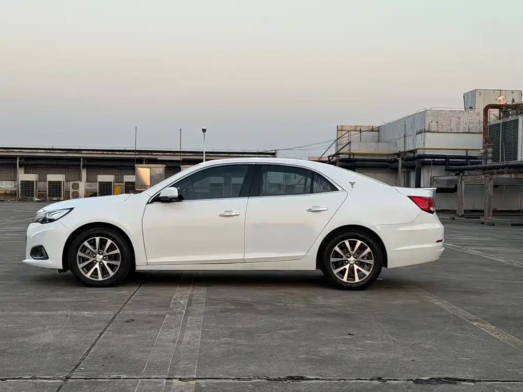 Chevrolet Malibu — миниатюра 7