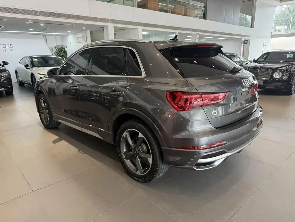 Audi Q3 — миниатюра 6
