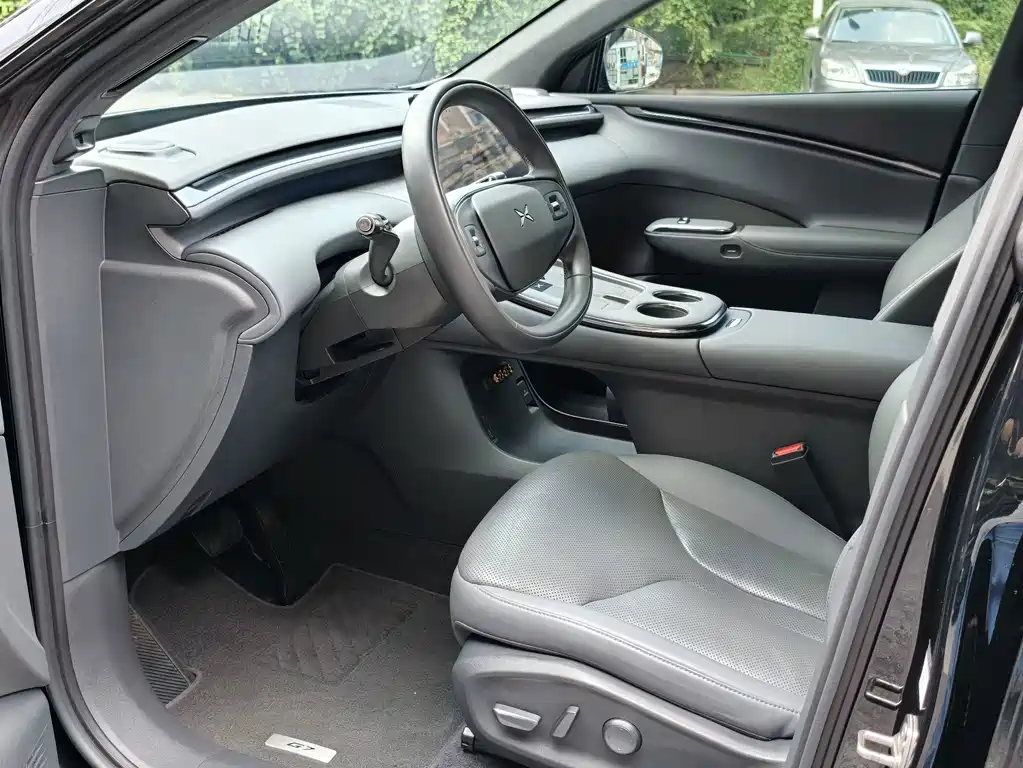 XPeng G7 — миниатюра 7