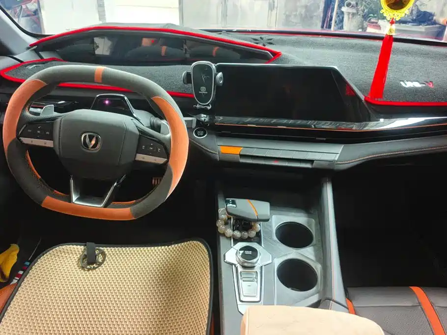Changan UNI-V — миниатюра 12