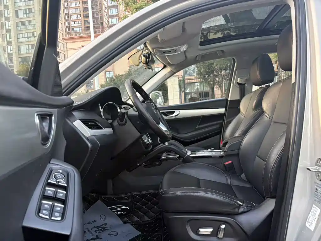 Zotye Zotye SR7 — миниатюра 9