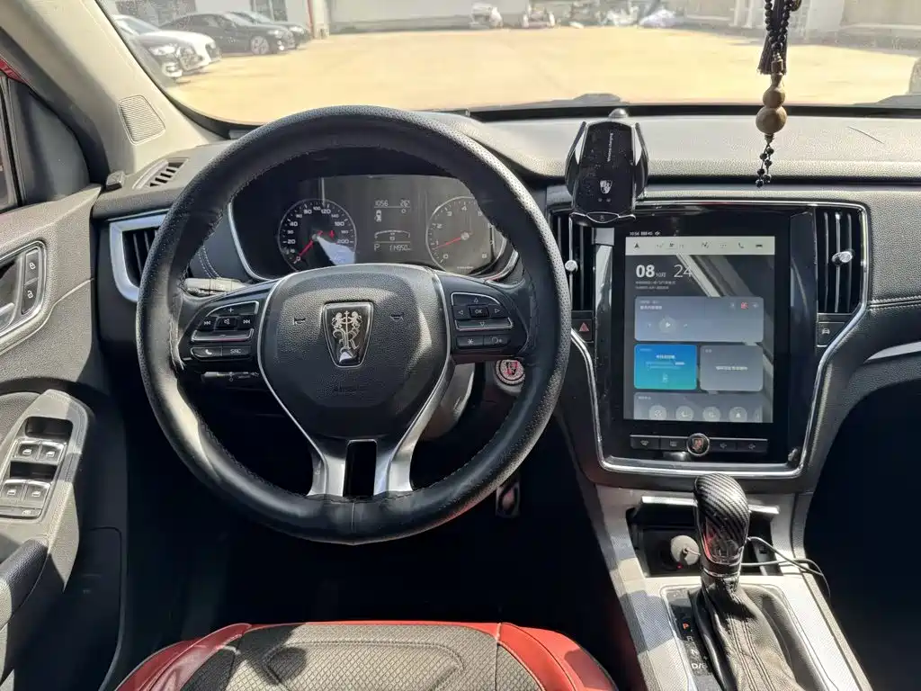 Roewe RX5 — миниатюра 10