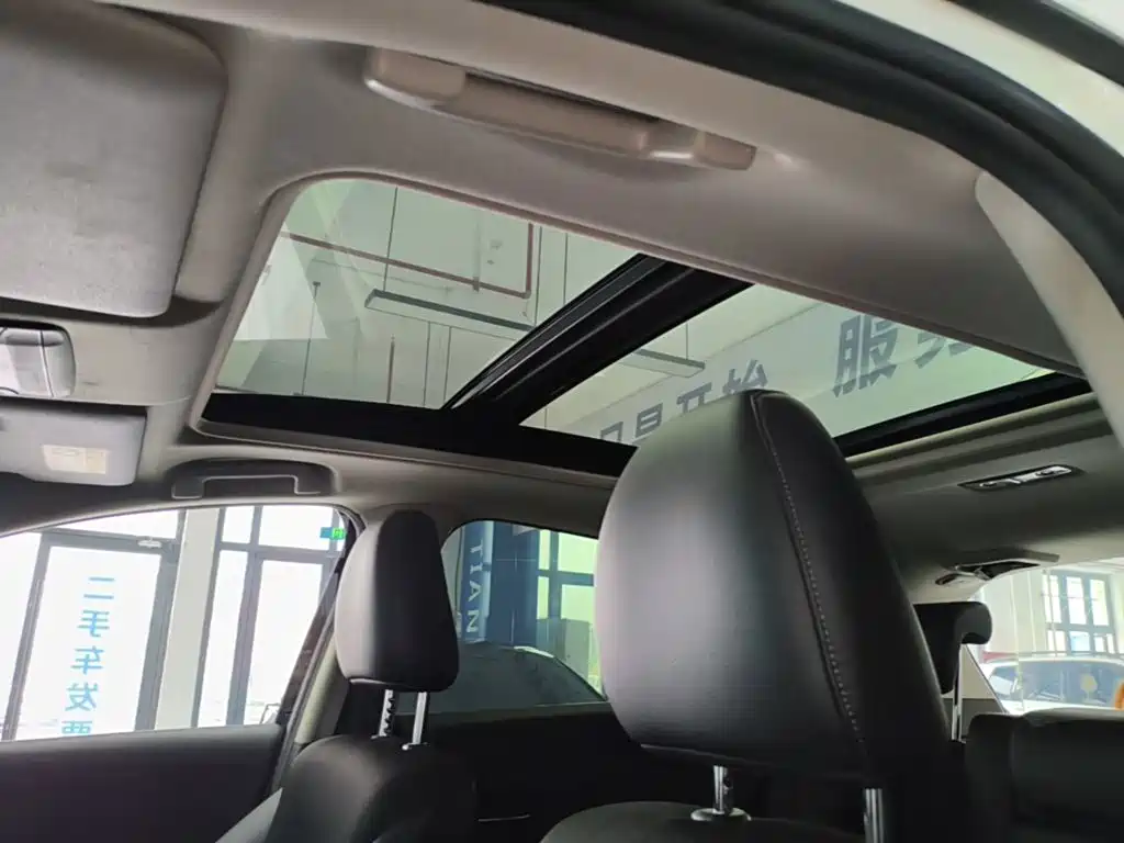 Honda Vezel — миниатюра 18