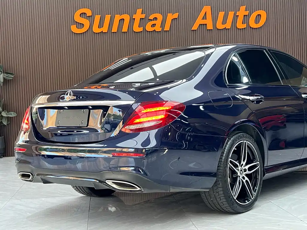 Mercedes-Benz E-Class (Import) — миниатюра 18
