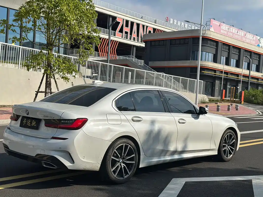 BMW 3 Series — миниатюра 9