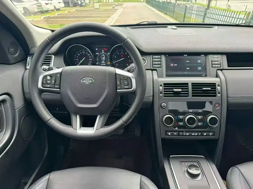 Land Rover Discovery Sport — миниатюра 6