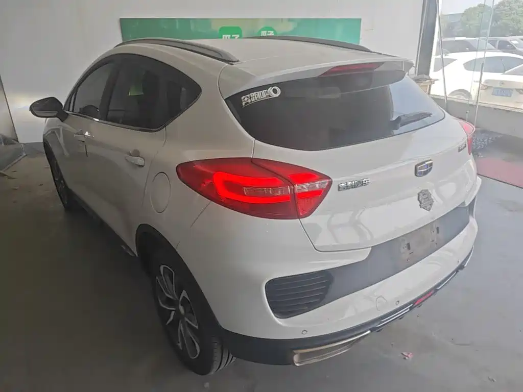Geely Emgrand GS — миниатюра 5