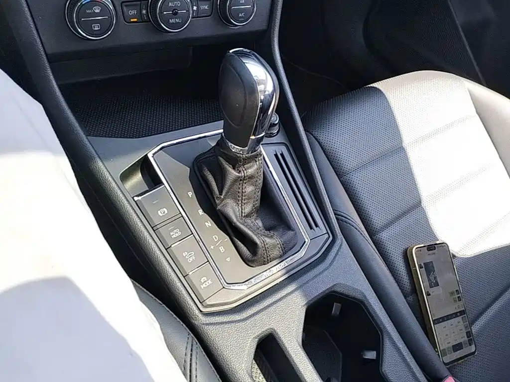 Volkswagen Lavida Pure Electric — миниатюра 14