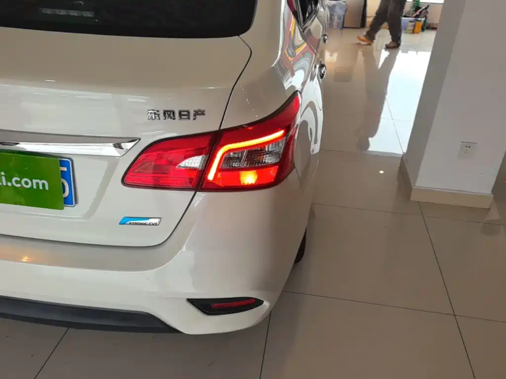 Nissan Sylphy — миниатюра 8