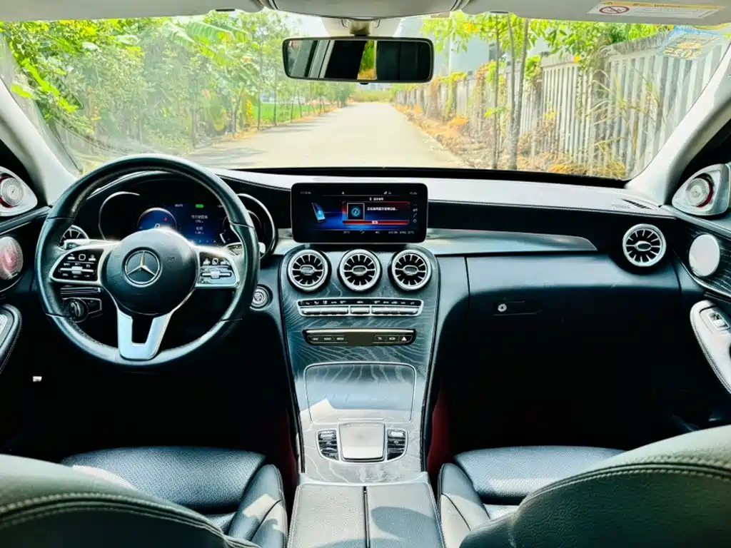 Mercedes-Benz C-Class — миниатюра 9