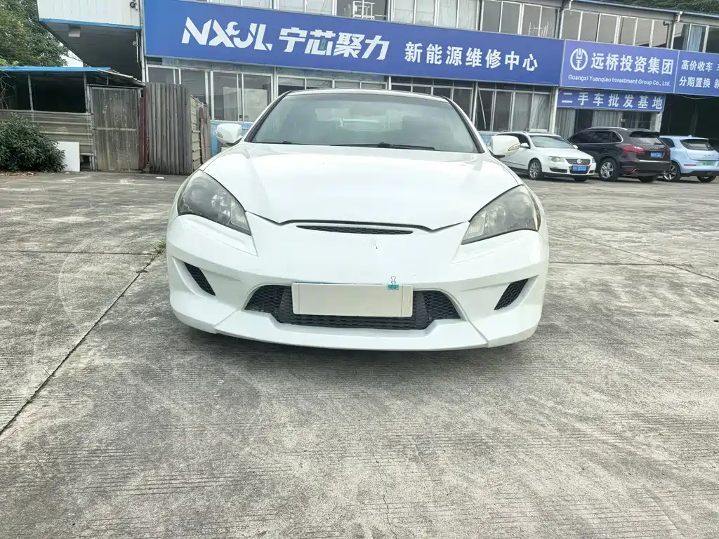 Hyundai Genesis Coupe 2011
