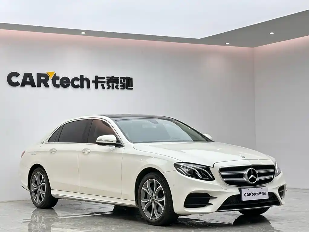 Mercedes-Benz E-Class — миниатюра 6