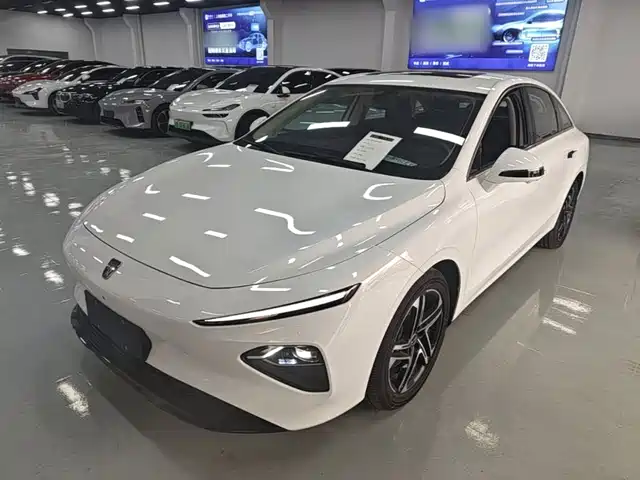 2025 Roewe D7 DMH