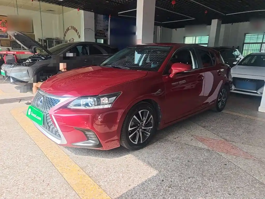 Lexus CT — миниатюра 2