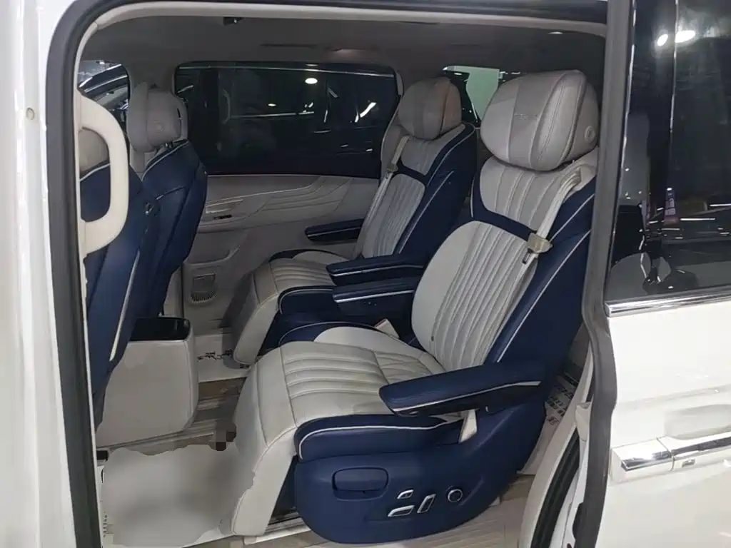Roewe iMAX8 — миниатюра 17