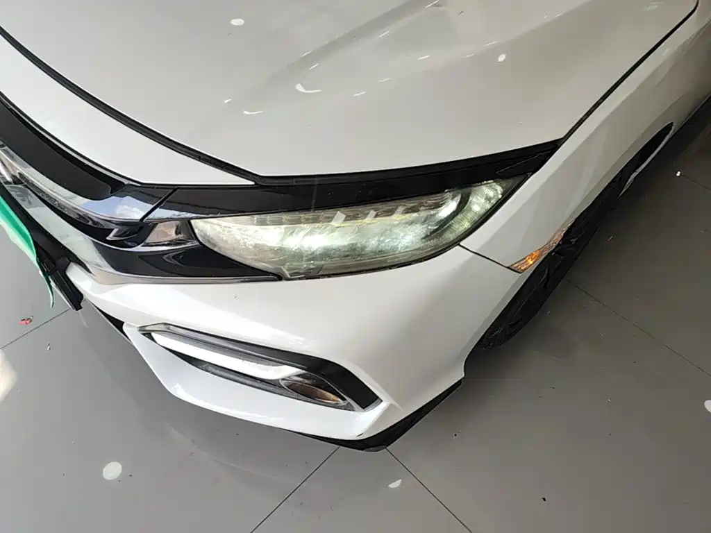 Honda Civic — миниатюра 24