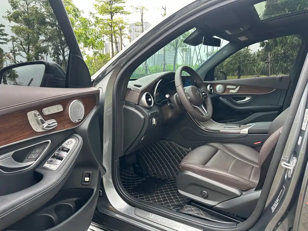 Mercedes-Benz GLC 2021 GLC 300 L 4MATIC