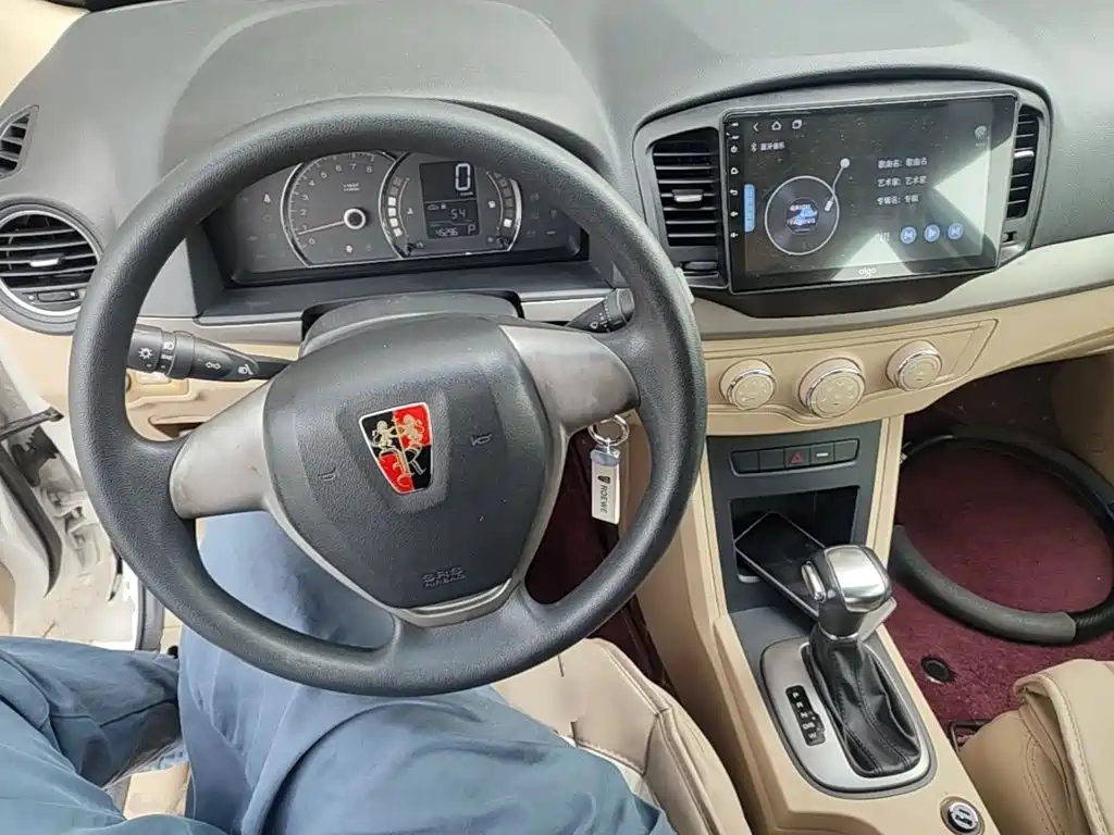 Roewe 350 — миниатюра 10