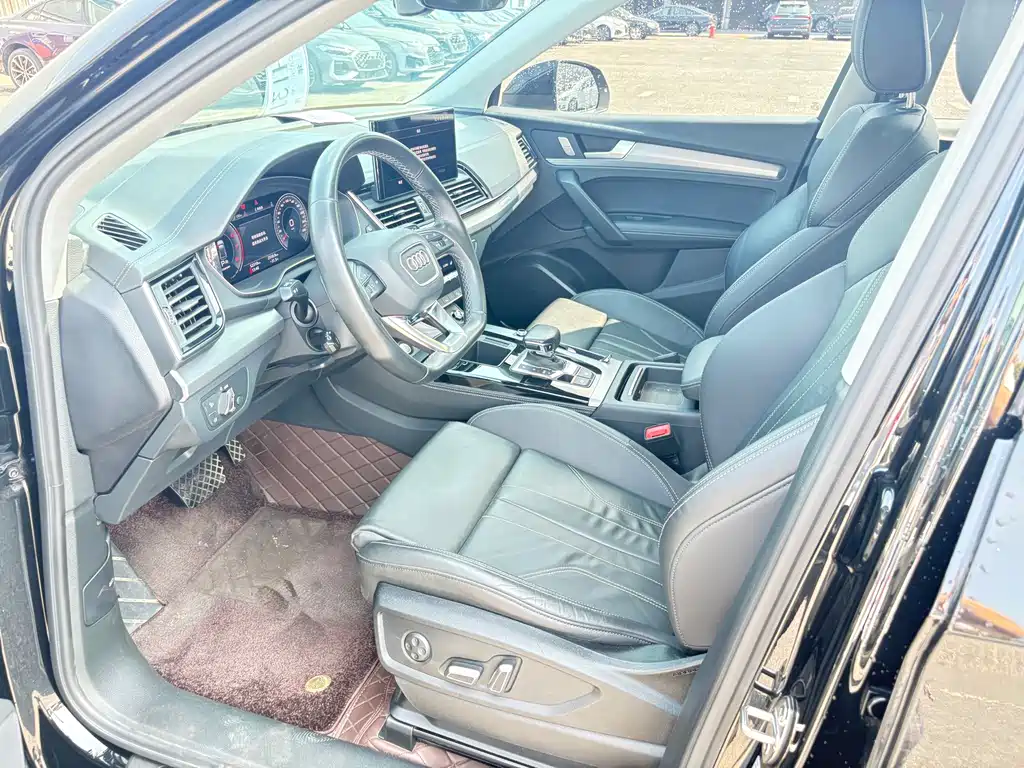 Audi Q5L — миниатюра 11