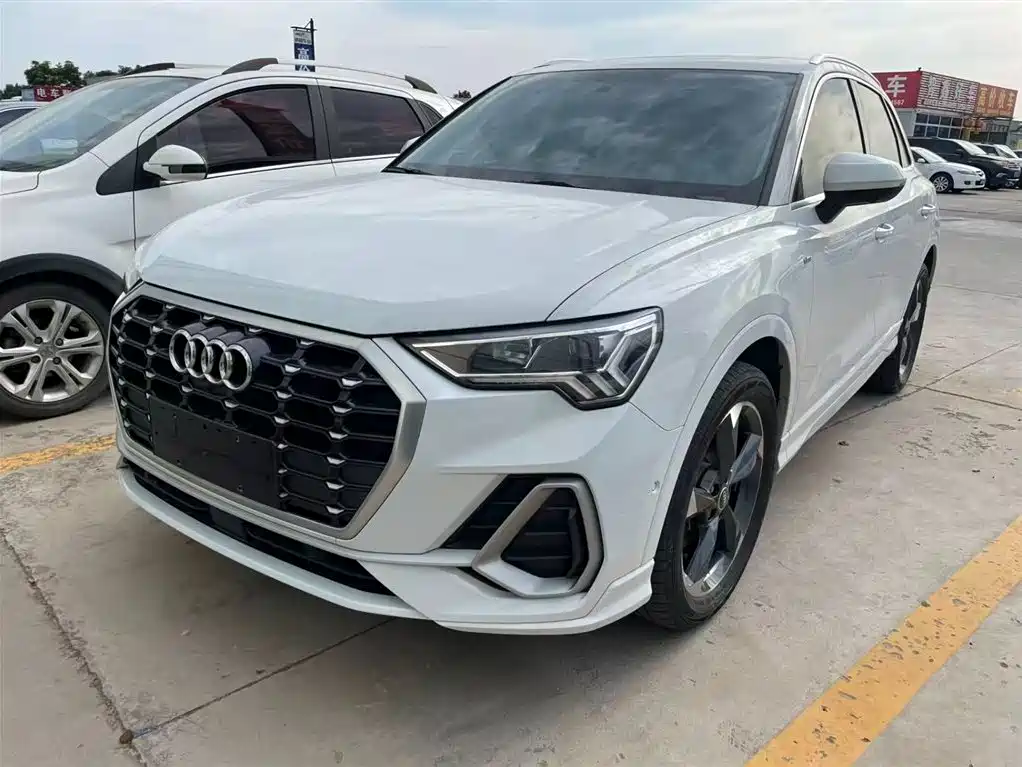Audi Q3 2022 35 TFSI Fashion Dynamic Type