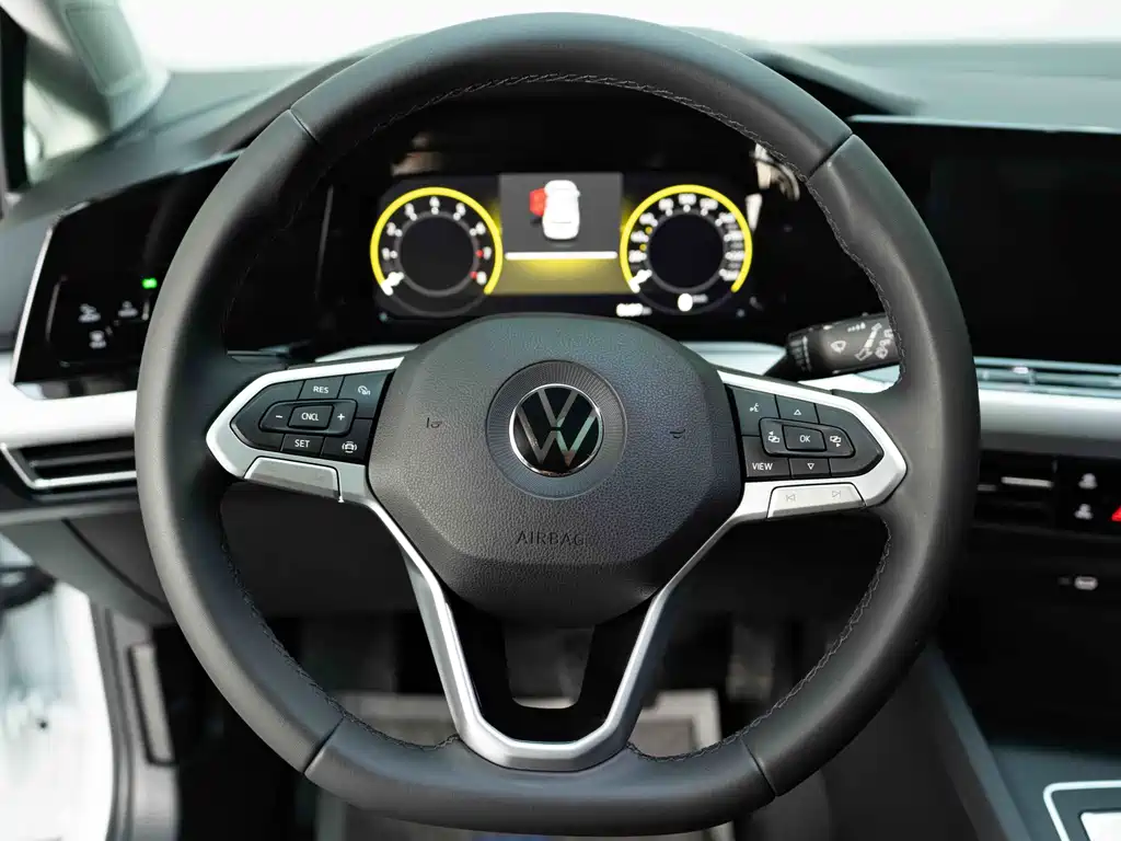 Volkswagen Golf — миниатюра 13