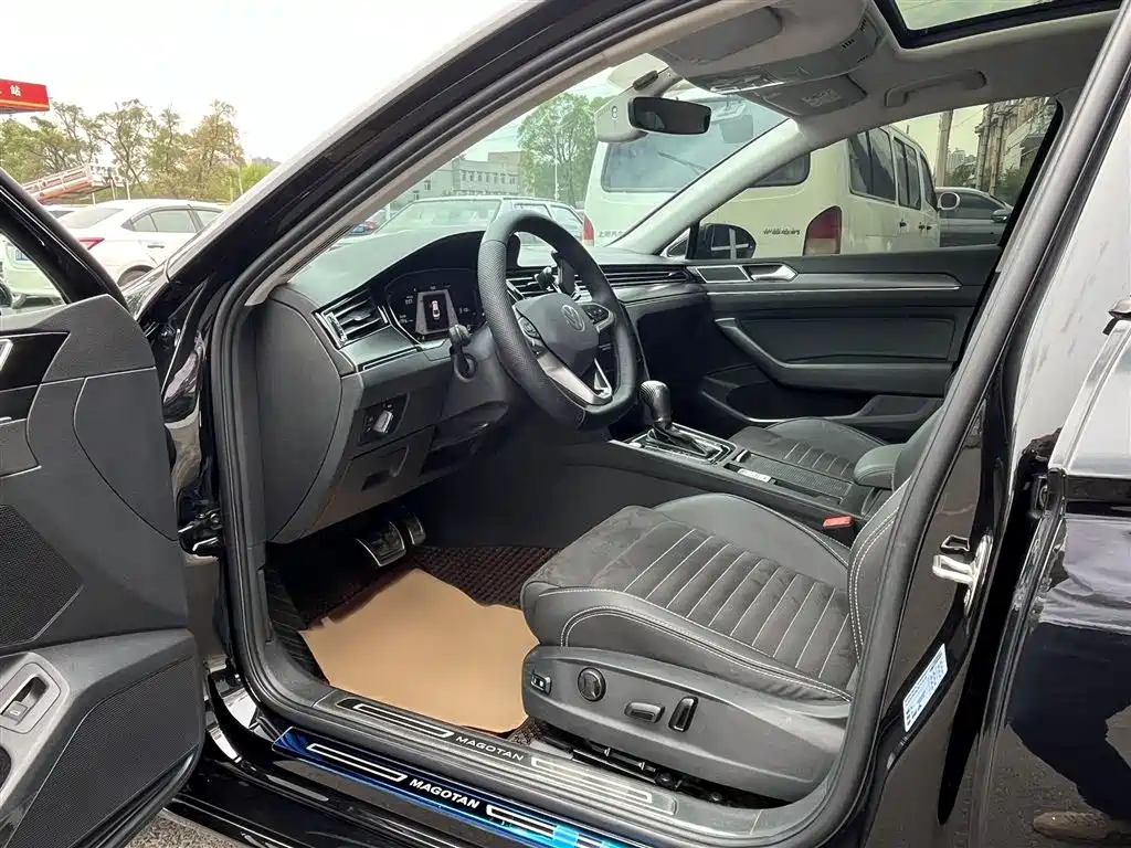 Volkswagen Magotan 2020 330TSI DSG Luxury