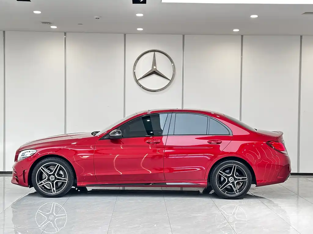 Mercedes-Benz C-Class — миниатюра 4
