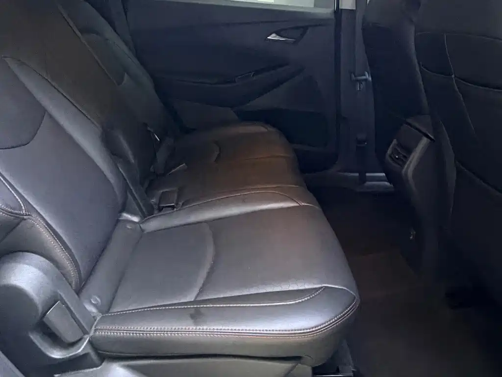 Chevrolet Volando — миниатюра 11