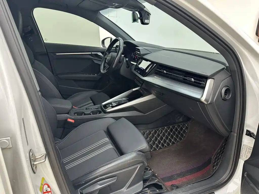 Audi A3 — миниатюра 11