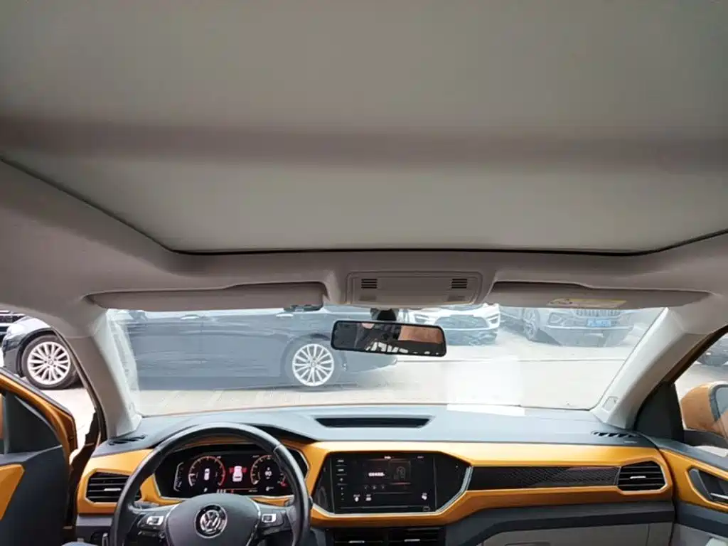 Volkswagen T-Cross — миниатюра 18