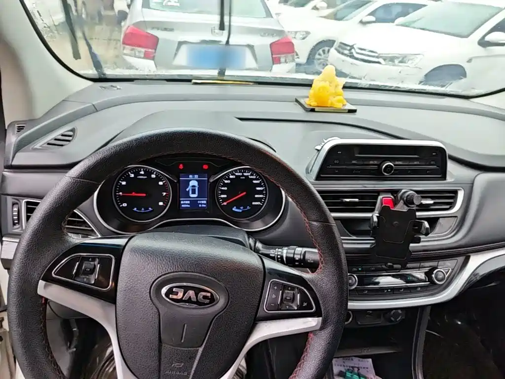 JAC Refine S3 — миниатюра 10