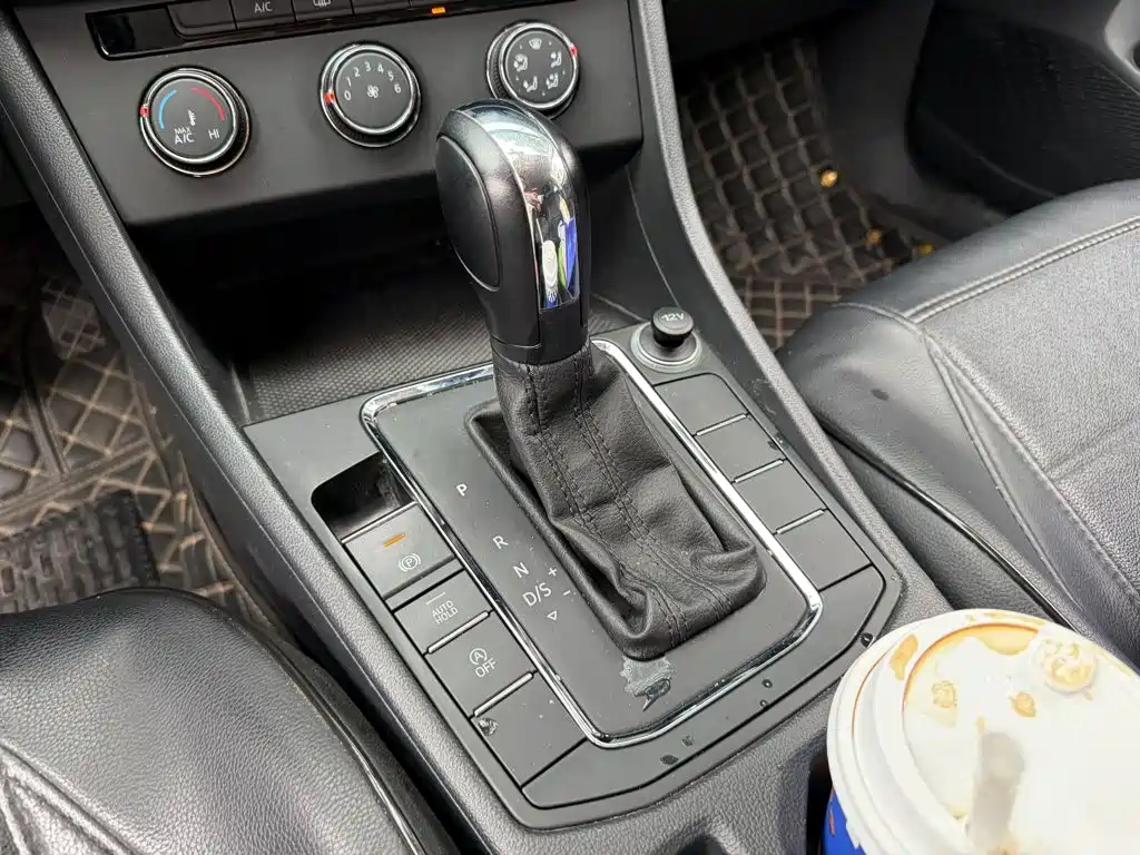 Volkswagen Bora — миниатюра 9