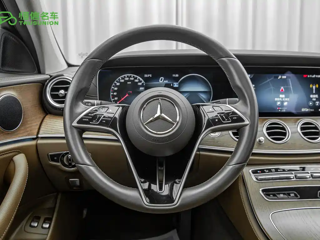 Mercedes-Benz E-Class New Energy — миниатюра 17