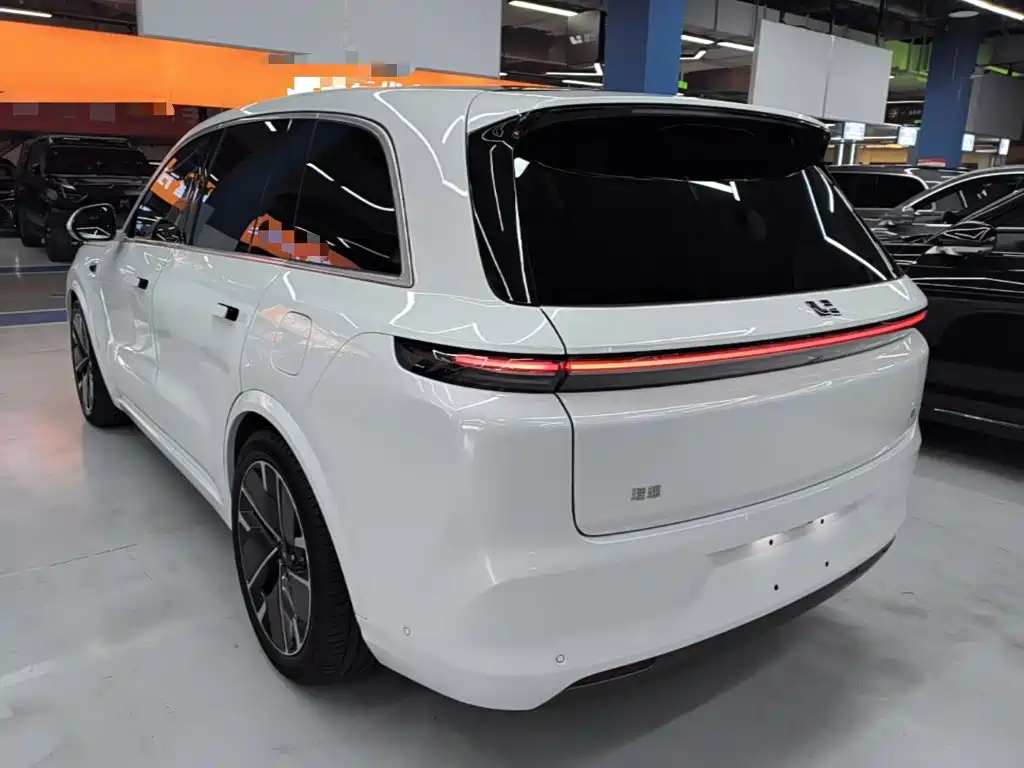 Li Auto Li L8 — миниатюра 5