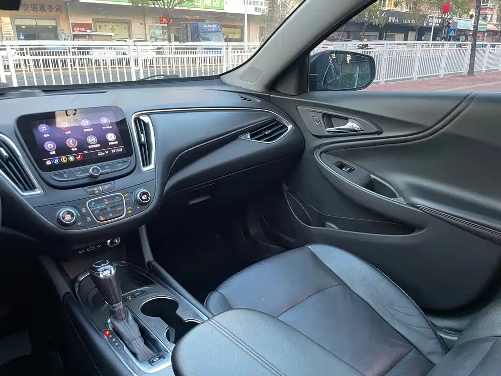 Chevrolet Malibu XL — миниатюра 18