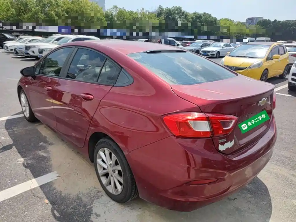 Chevrolet Cruze — миниатюра 5