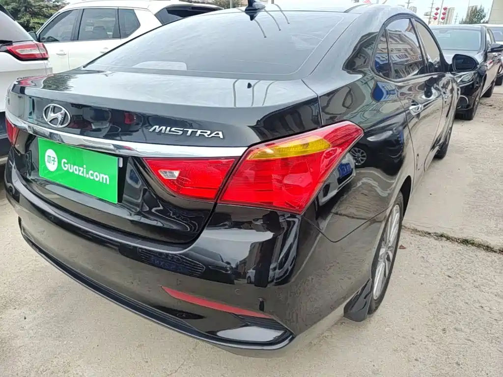 Hyundai Mistra — миниатюра 8